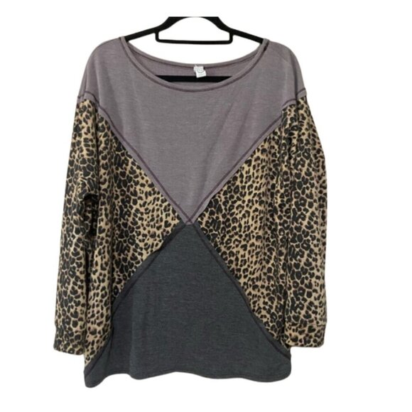 CY Fashion EUC patchwork animal print mixed media geometric design casual top - Picture 1 of 5